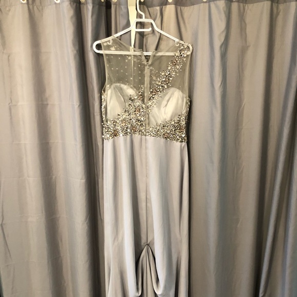 Dress - Picture 2 of 3